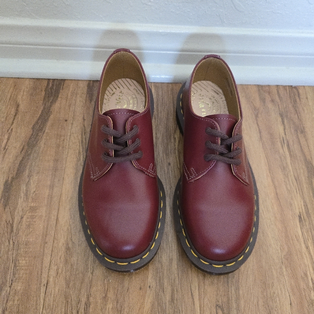 1461 Dr. Marten Women 6 Vintage Made in England Leather Oxford Red Shoes 112025 - Picture 3 of 10